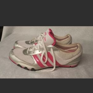 Adidas Womens 10 M Training Running Sneaker Shoes White Pink Mesh Fit Foam